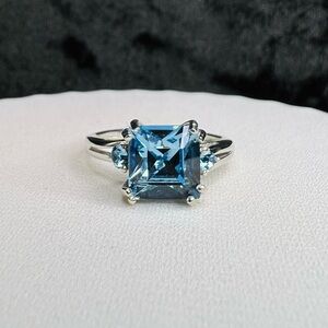 Sterling Silver Swarovski Crystal Ring